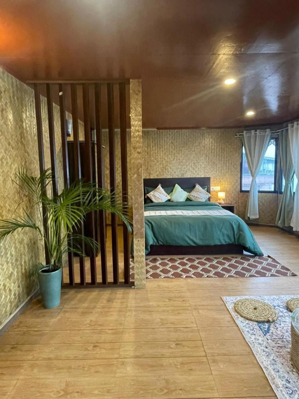 Monratino Himadrie -2 Mins Walk From Mall Road - All Rooms Have Kanchenjunga Mountain View Дарджилінг Екстер'єр фото