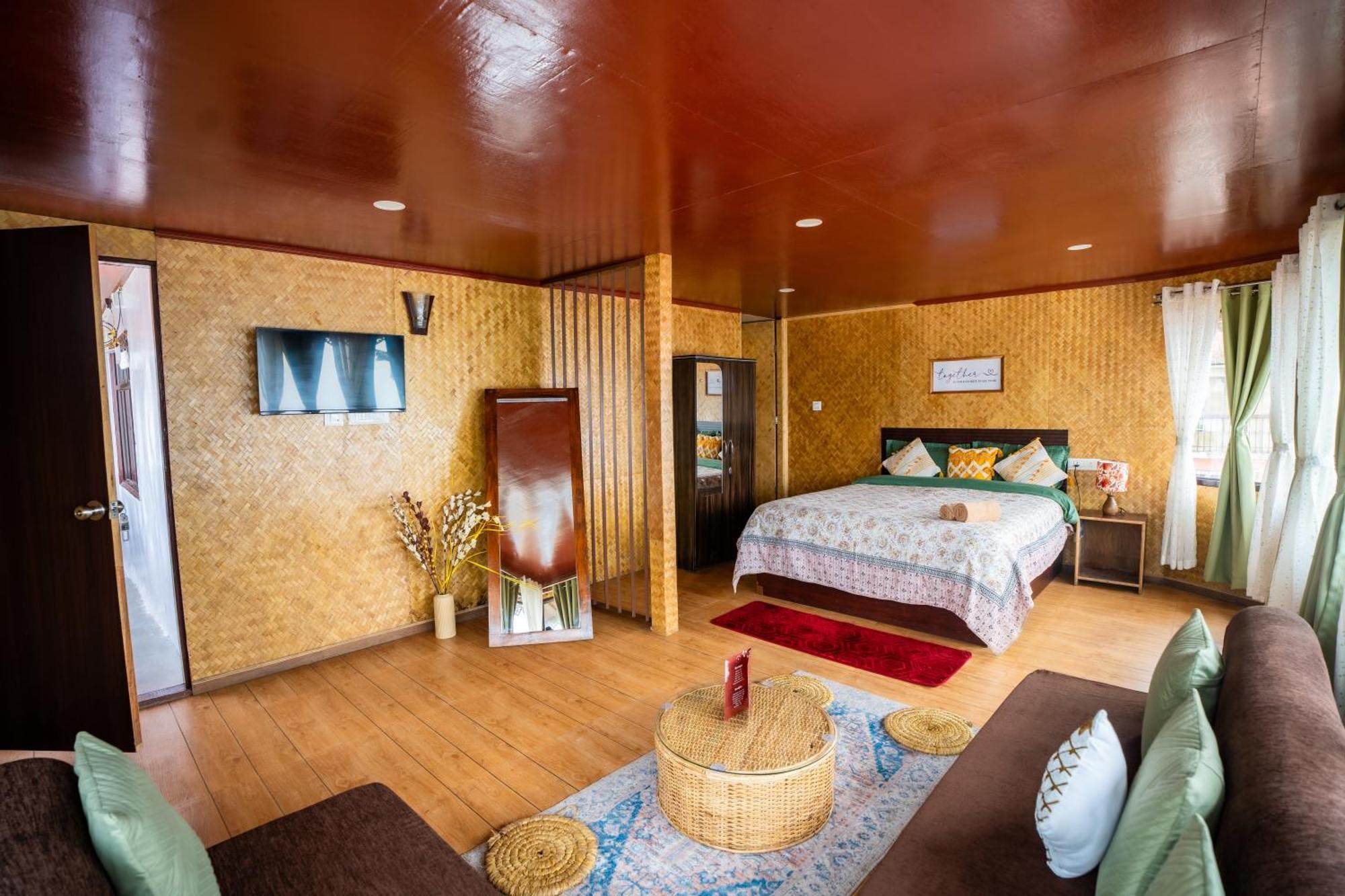 Monratino Himadrie -2 Mins Walk From Mall Road - All Rooms Have Kanchenjunga Mountain View Дарджилінг Екстер'єр фото