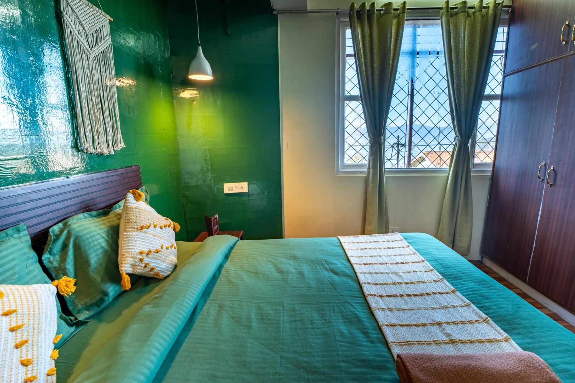 Monratino Himadrie -2 Mins Walk From Mall Road - All Rooms Have Kanchenjunga Mountain View Дарджилінг Екстер'єр фото