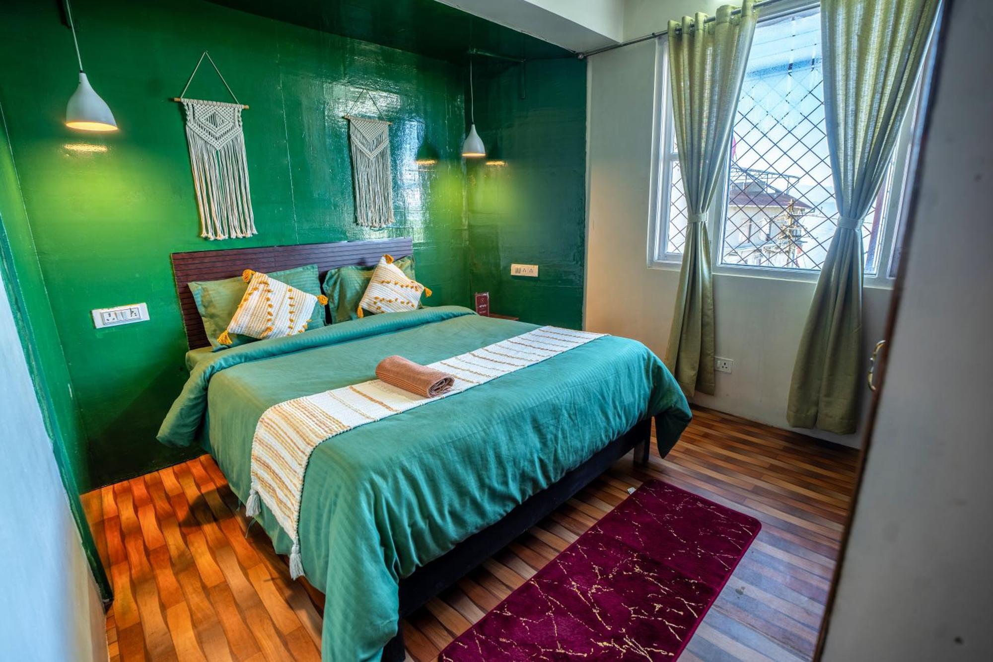 Monratino Himadrie -2 Mins Walk From Mall Road - All Rooms Have Kanchenjunga Mountain View Дарджилінг Екстер'єр фото