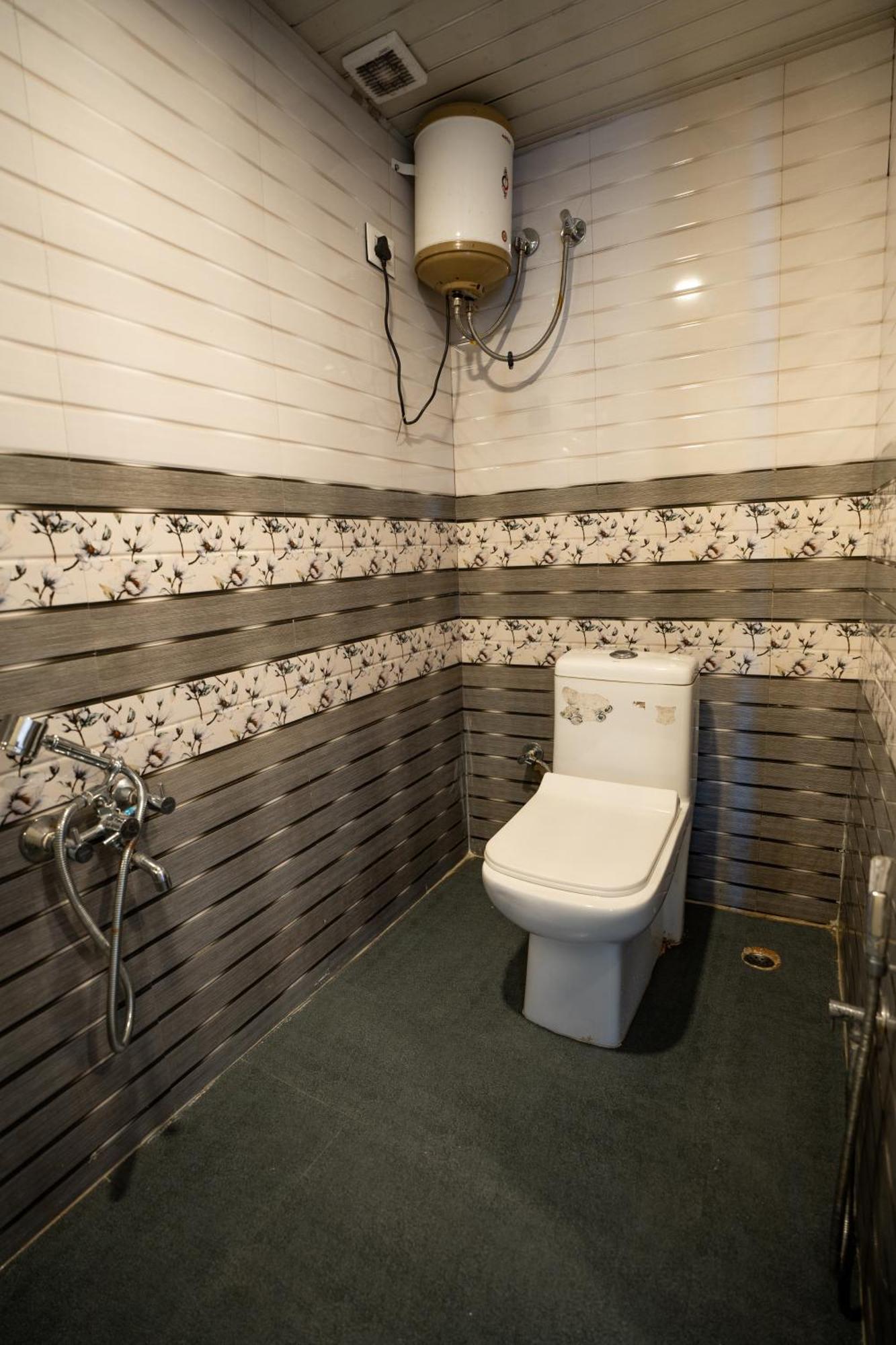 Monratino Himadrie -2 Mins Walk From Mall Road - All Rooms Have Kanchenjunga Mountain View Дарджилінг Екстер'єр фото